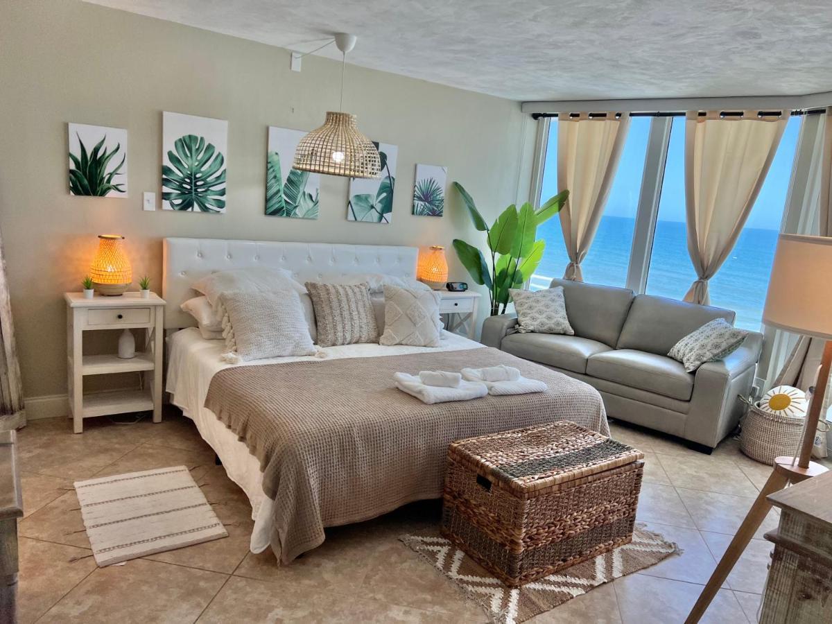 Beach Oasis 704 Lovely Daytona Ocean Front For 5 Sleeps Up To 12 Daytona Beach Extérieur photo