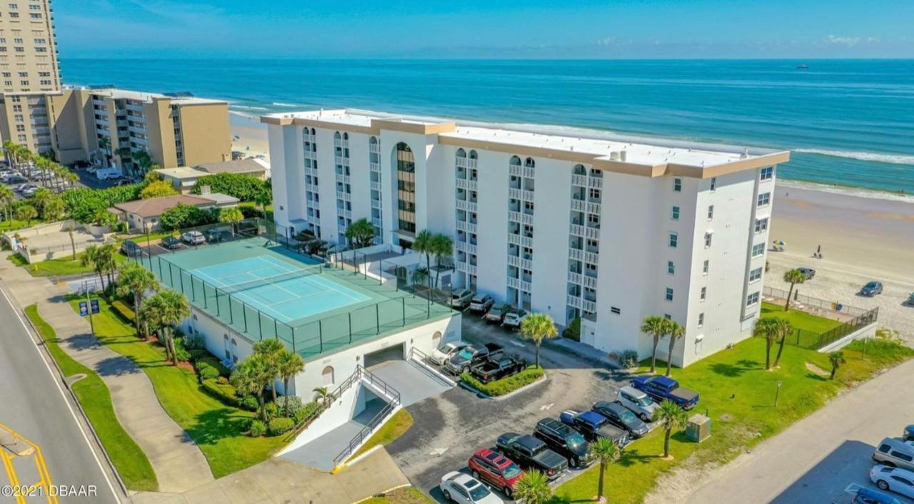 Beach Oasis 704 Lovely Daytona Ocean Front For 5 Sleeps Up To 12 Daytona Beach Extérieur photo