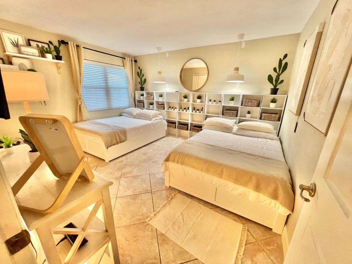 Beach Oasis 704 Lovely Daytona Ocean Front For 5 Sleeps Up To 12 Daytona Beach Extérieur photo