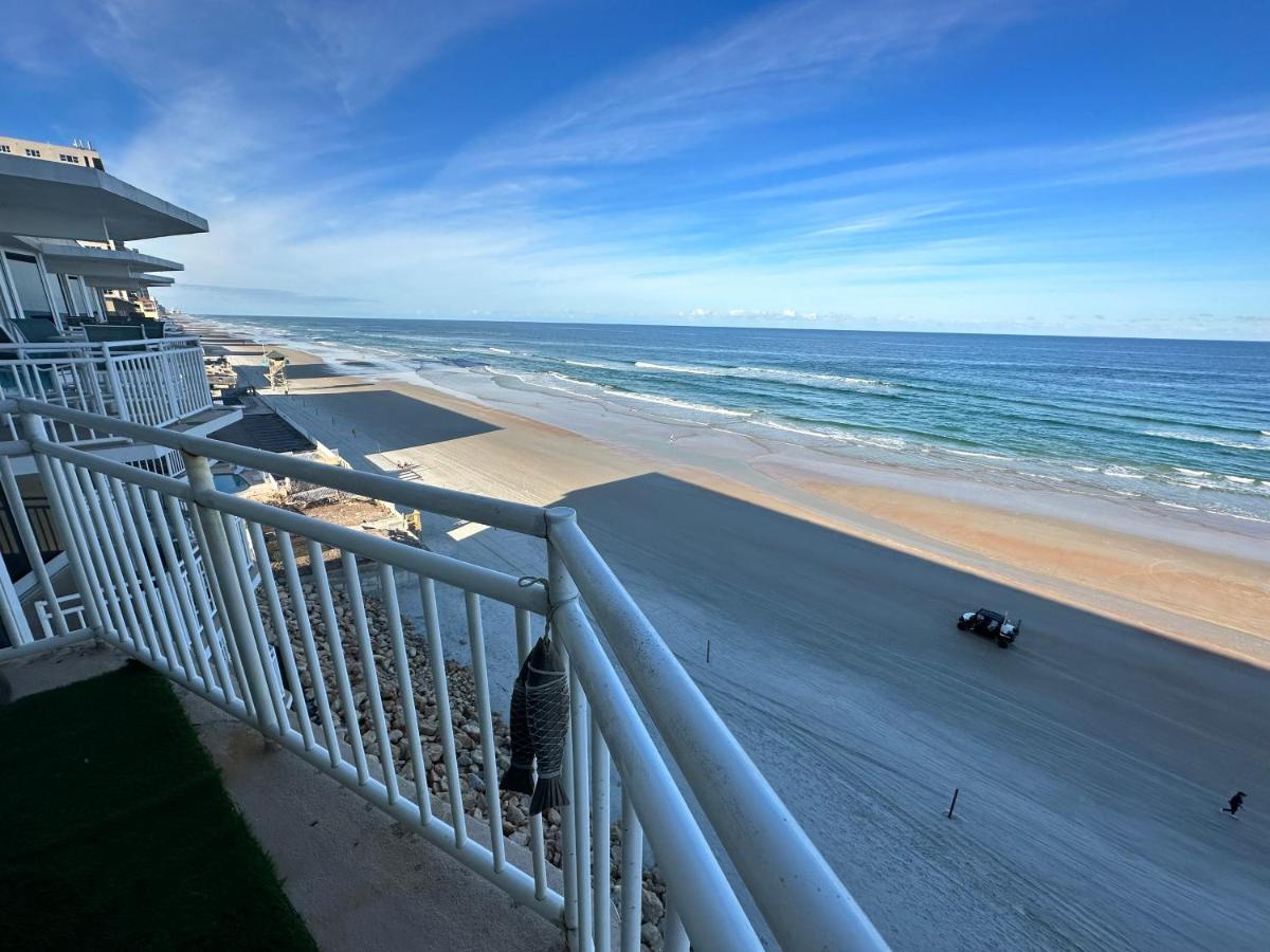 Beach Oasis 704 Lovely Daytona Ocean Front For 5 Sleeps Up To 12 Daytona Beach Extérieur photo