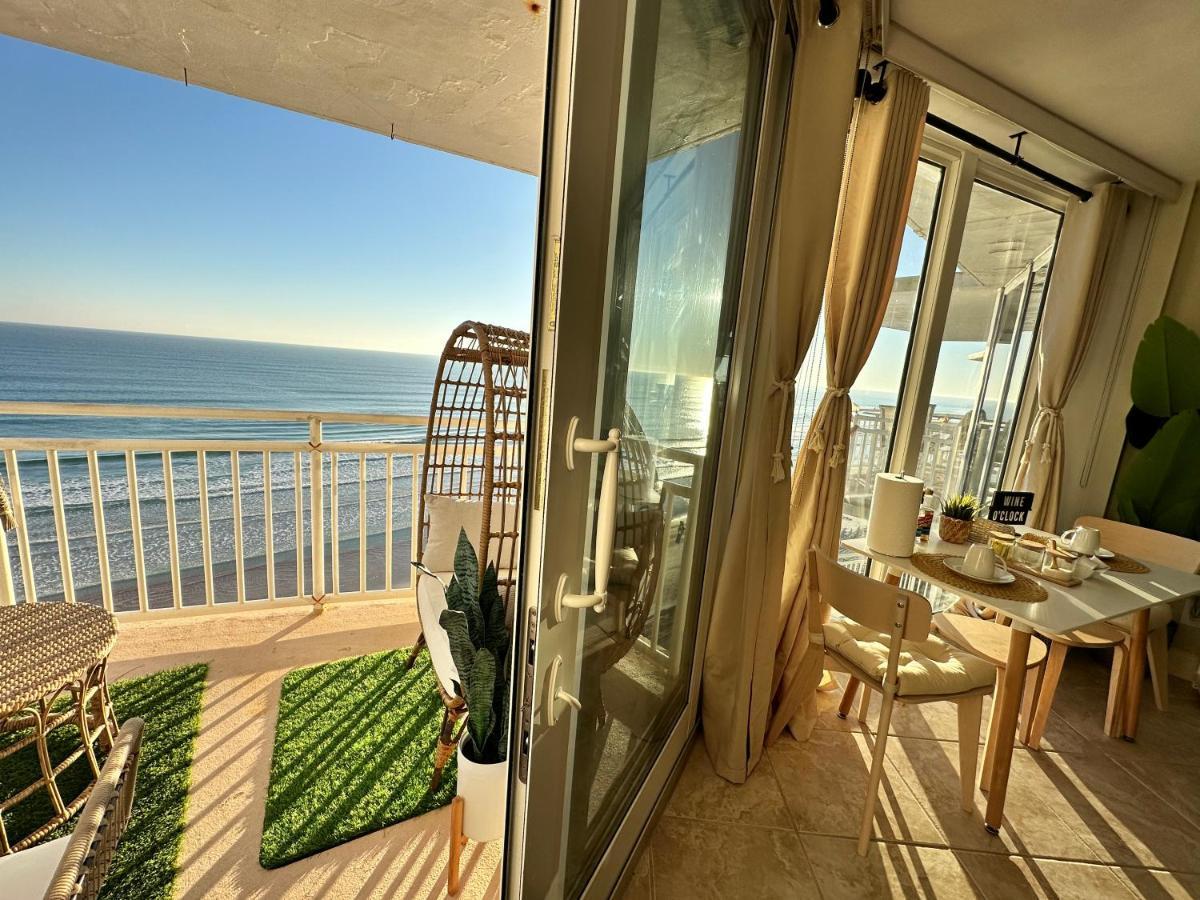 Beach Oasis 704 Lovely Daytona Ocean Front For 5 Sleeps Up To 12 Daytona Beach Extérieur photo